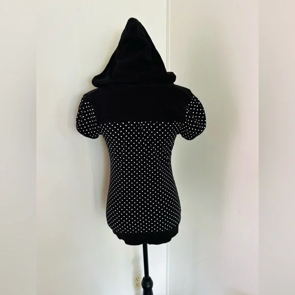 Energie Women’s Black & White Polka Dot Drawstring V-Neck Hooded T-Shirt - Picture 6 of 8